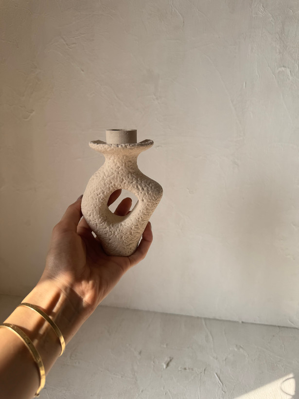 جاشمعی دفرمه مینیمال بتنی